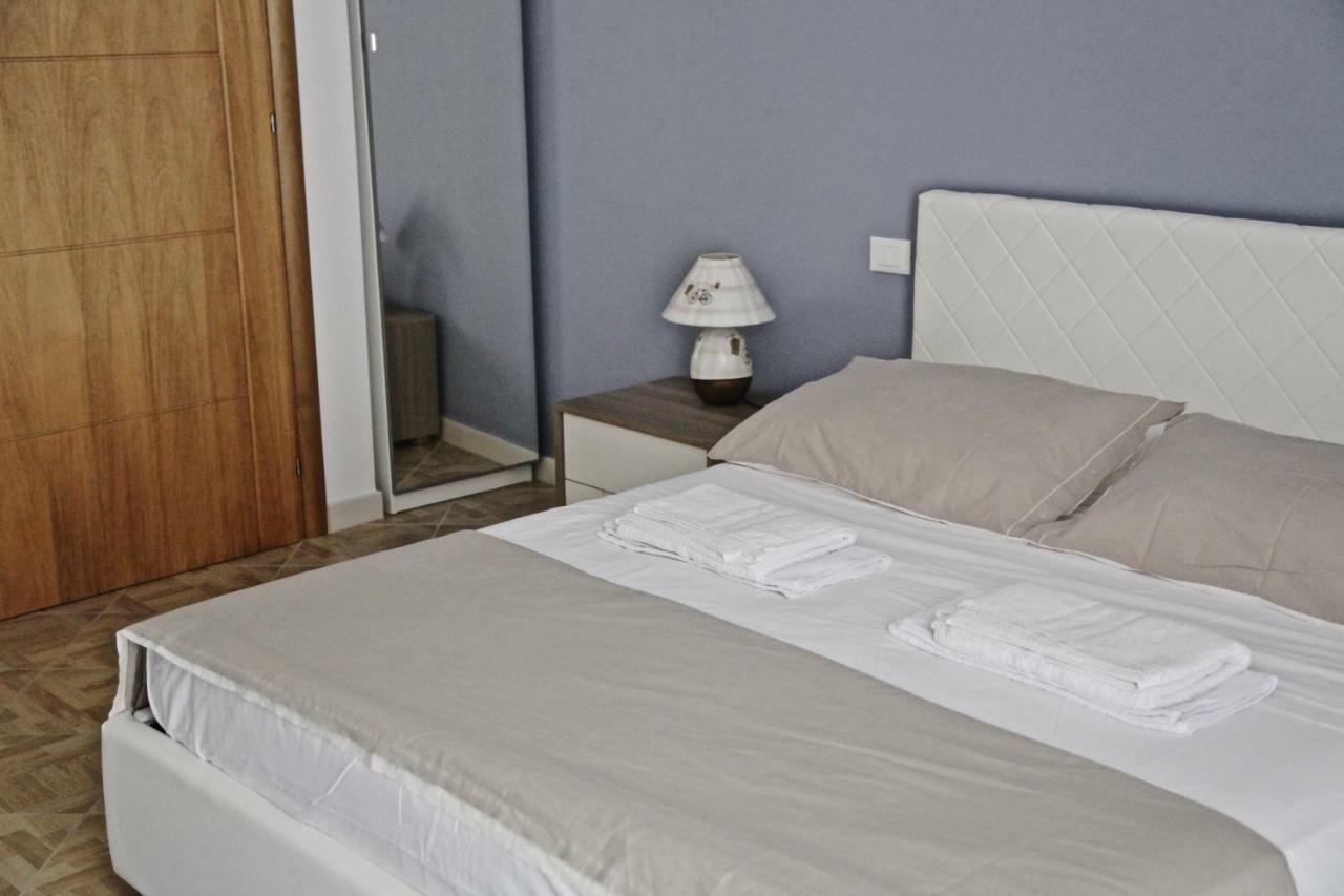 Casaleo Hotel Campofelice Di Roccella Luaran gambar