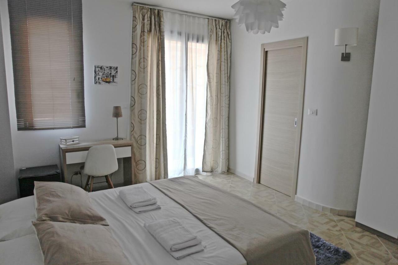 Casaleo Hotel Campofelice Di Roccella Luaran gambar